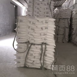 普洱茶倉(cāng)儲(chǔ)中的石灰與石膏 傳統(tǒng)工藝的守護(hù)者與革新者